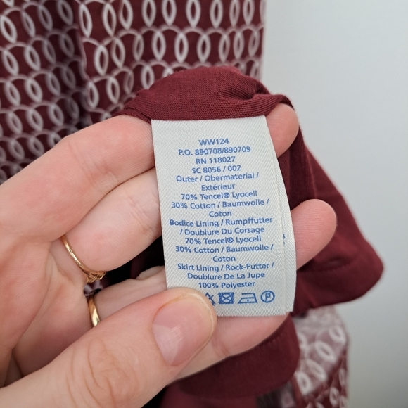 Boden Red White Swirl Pattern Cowl Neck Knee Length Lyocell Blend Dress Size 16 - Picture 5 of 7